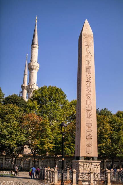 Sultanahmet Obeliks, Obeliks Dikilitaş