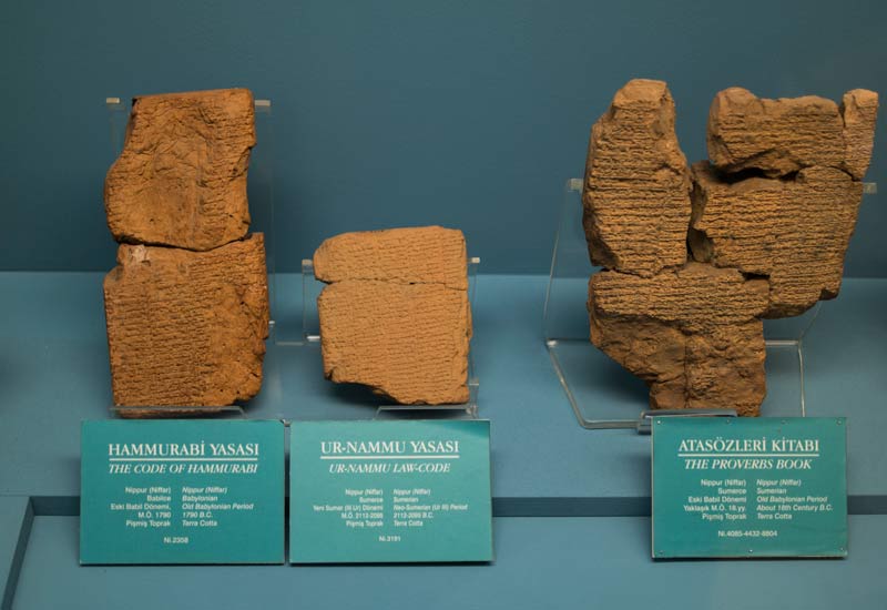 İstanbul Arkeoloji Müzesi sümer tabletler, İstanbul Arkeoloji Müzesi tablet, İstanbul Arkeoloji Müzesi çivi yazısı tabletleri