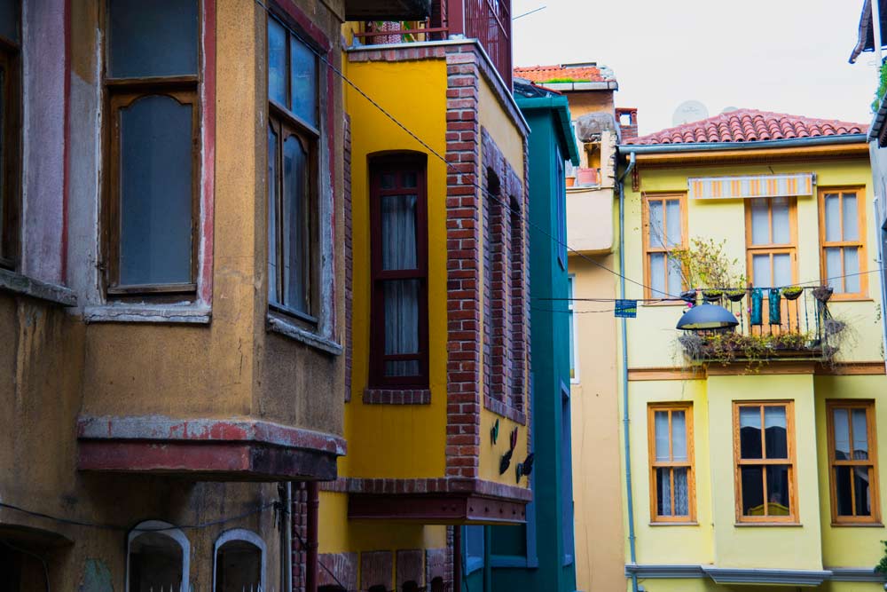 Balat, İstanbul Balat, Balat evleri, Balat renkli evler, Balat evi, Balat gezilecek yerler, Balat sokakları, Balat renkli sokakları