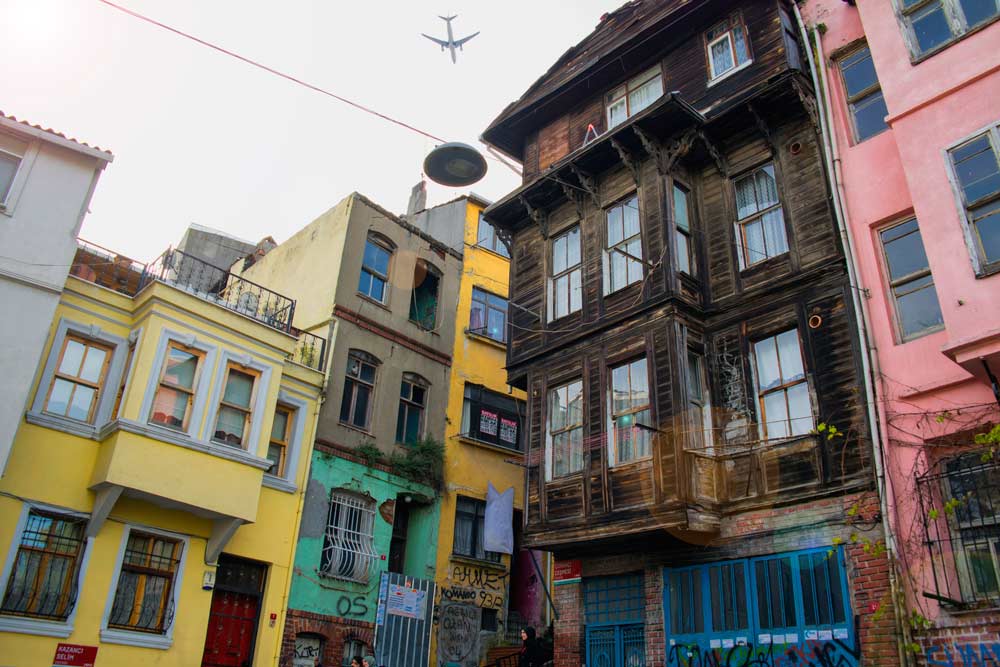 Balat, İstanbul Balat, Balat evleri, Balat renkli evler, Balat evi, Balat gezilecek yerler, Balat sokakları, Balat renkli sokakları