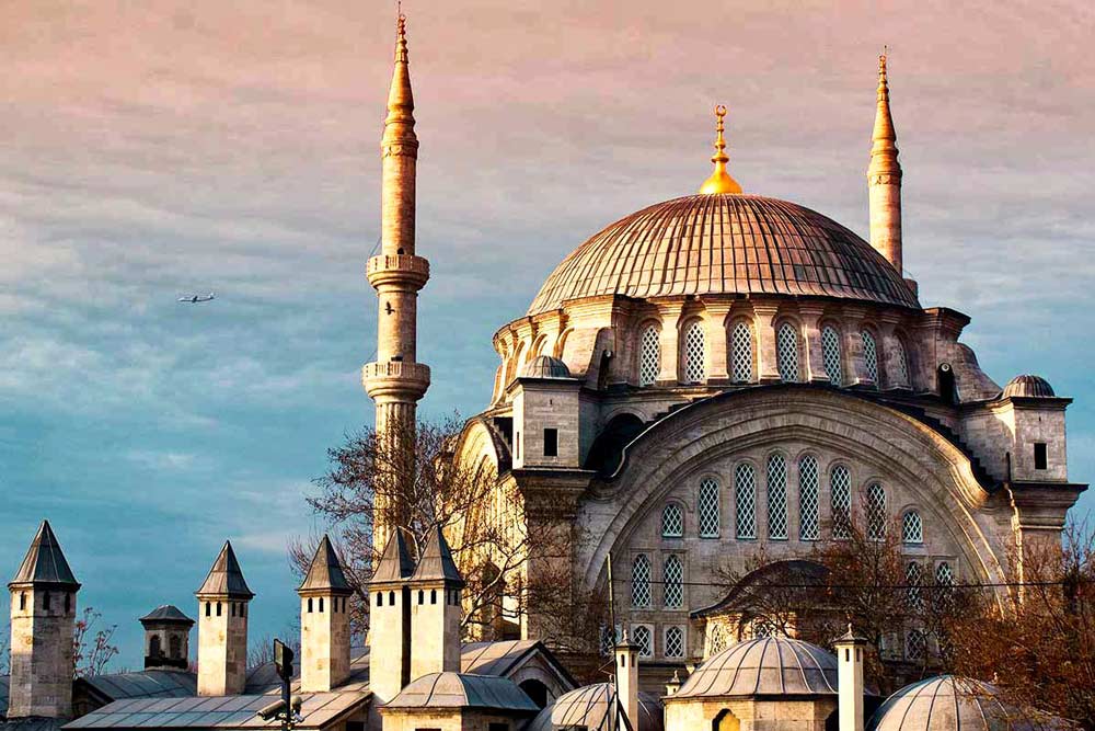 Nuruosmaniye Camii, Nuruosmaniye Cami, Nuruosmaniye Camii nerede, Nuruosmaniye Camii tarihi, Nuruosmaniye Camii özellikleri, Nuruosmaniye Camii nerede, Nuruosmaniye Camii bilgi
