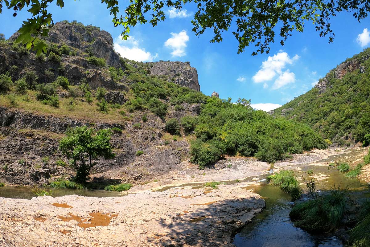 Ballıkayalar, Ballıkayalar tabiat parkı, Ballıkayalar piknik alanı, Ballıkayalar mesire yeri, Ballıkayalar nerede, Ballıkayalar nasıl gidilir, Ballıkayalar yürüyüş, Ballıkayalar giriş ücreti